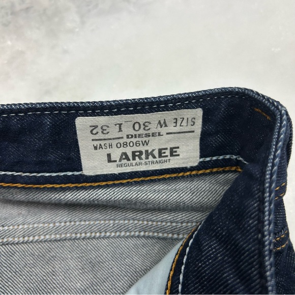 DIESEL, Men’s Jeans, Blue with feathering, BNWT, Size W30 L32 - Picture 8 of 8